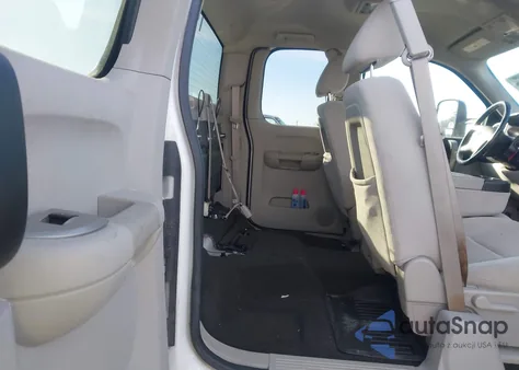 2008 Chevrolet Silverado 1500 Lt1 z USA, uszkodzony, nr VIN 1GCEK19J68Z218890